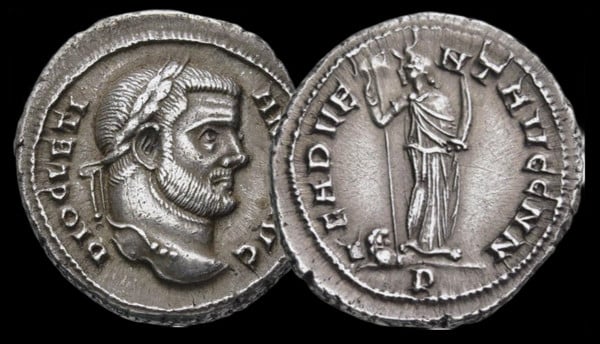 Argenteus de Dioclétien au revers F ADVENT AVGG NN